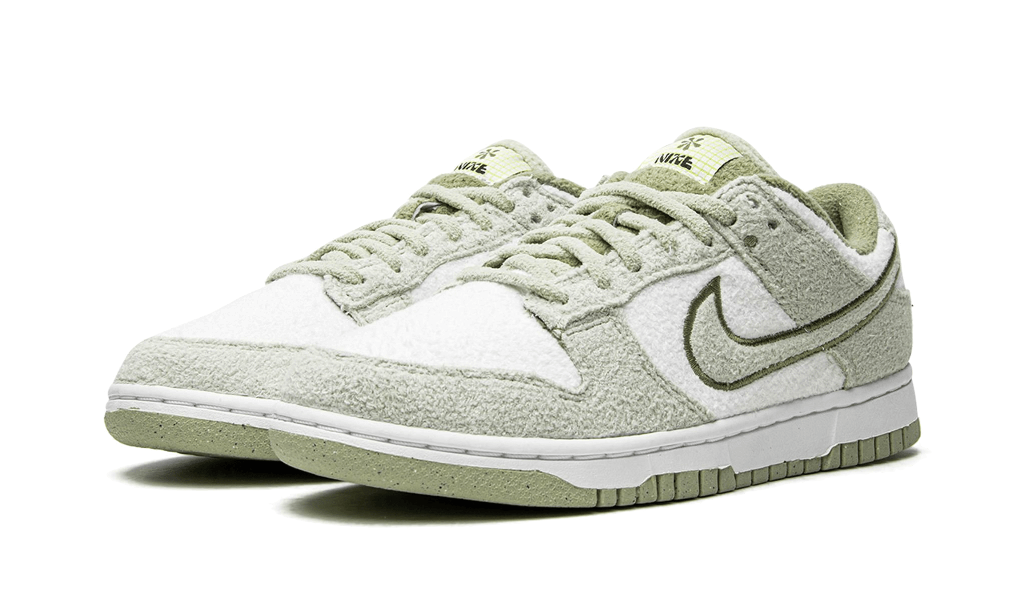 Nike Dunk Low SE Fleece Green - Sneaker Request - Sneakers - Nike