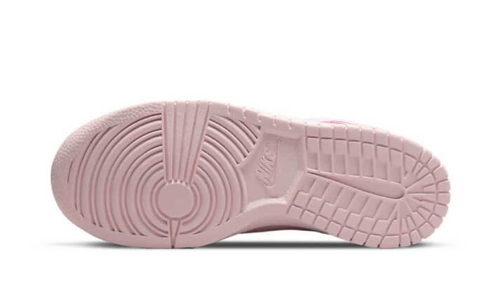 Nike Dunk Low SE Prism Pink - Sneaker Request - Sneakers - Nike