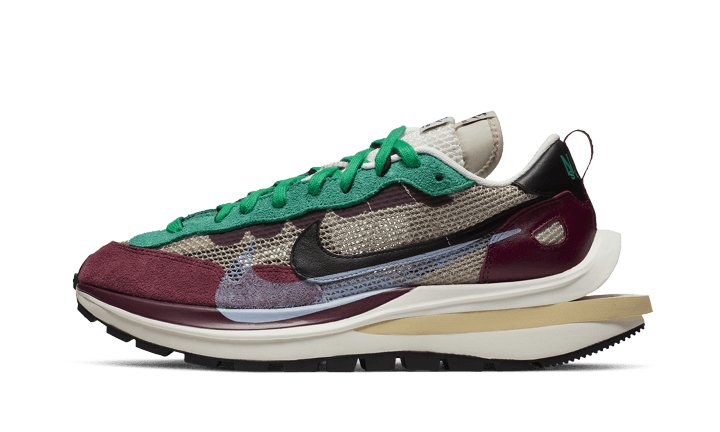 Nike Vaporwaffle Sacai Villain Red Neptune Green - Sneaker Request - Sneakers - Nike