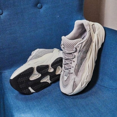 Adidas yeezy hot sale 700 static