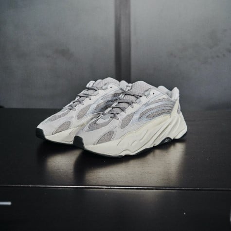 Adidas Yeezy 700 V2 Static - Sneaker Request - Sneakers - Adidas