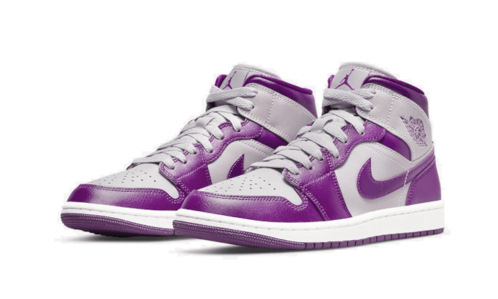 Air Jordan 1 Mid Magenta (2022) - Sneaker Request - Sneakers - Air Jordan