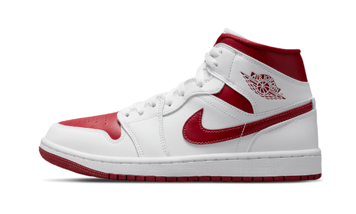 Air Jordan 1 Mid Reverse Chicago - Sneaker Request - Sneakers - Air Jordan