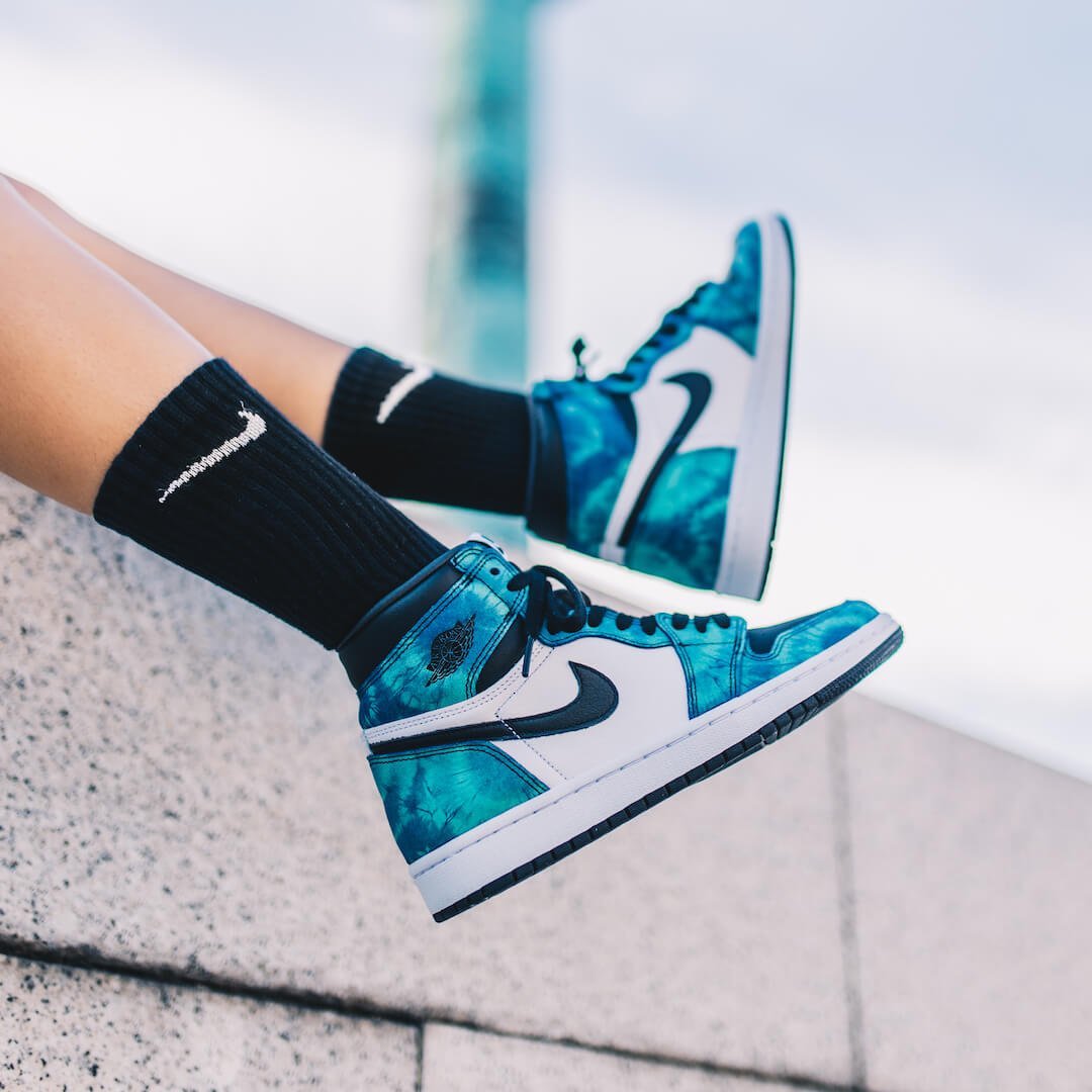 Jordan retro high online tie dye