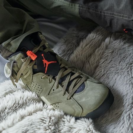 Medium olive jordan on sale 6