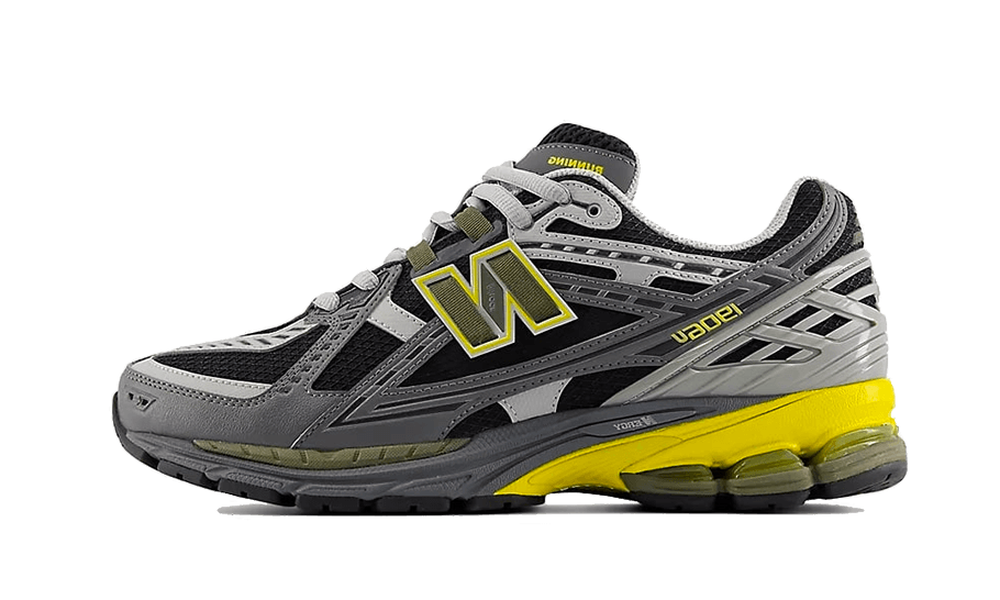 New balance hot sale black yellow