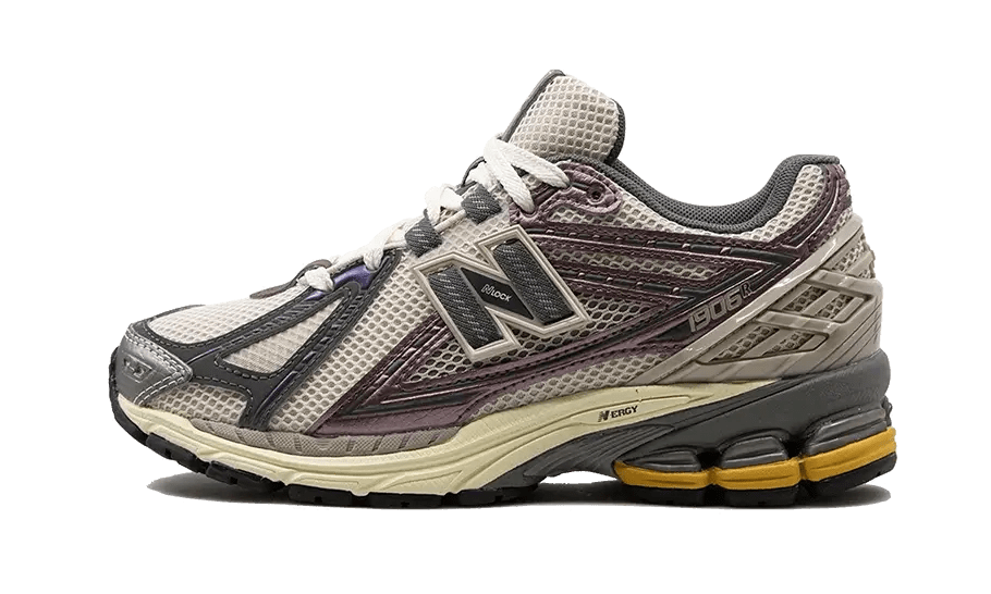 New Balance 1906R Licorice - Sneaker Request - Sneakers - New Balance