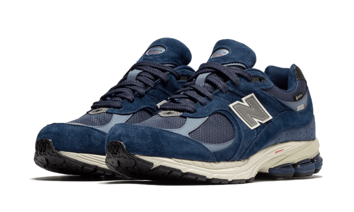 New Balance 2002R Gore-Tex Navy Arctic Grey - Sneaker Request - Sneakers - New Balance