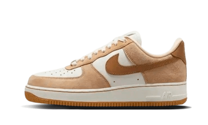 Nike tan shop sneakers