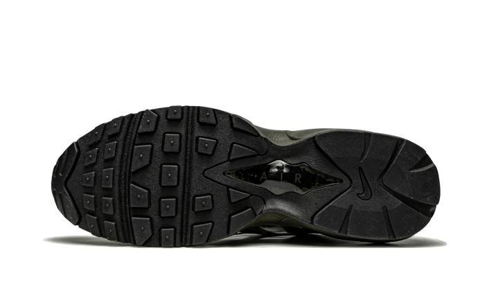 Nike Air Max 96 Dark Army Supreme - Sneaker Request - Sneakers - Nike