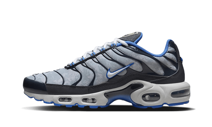 Nike Air Max Plus SE Social FC - Sneaker Request - Sneakers - Nike