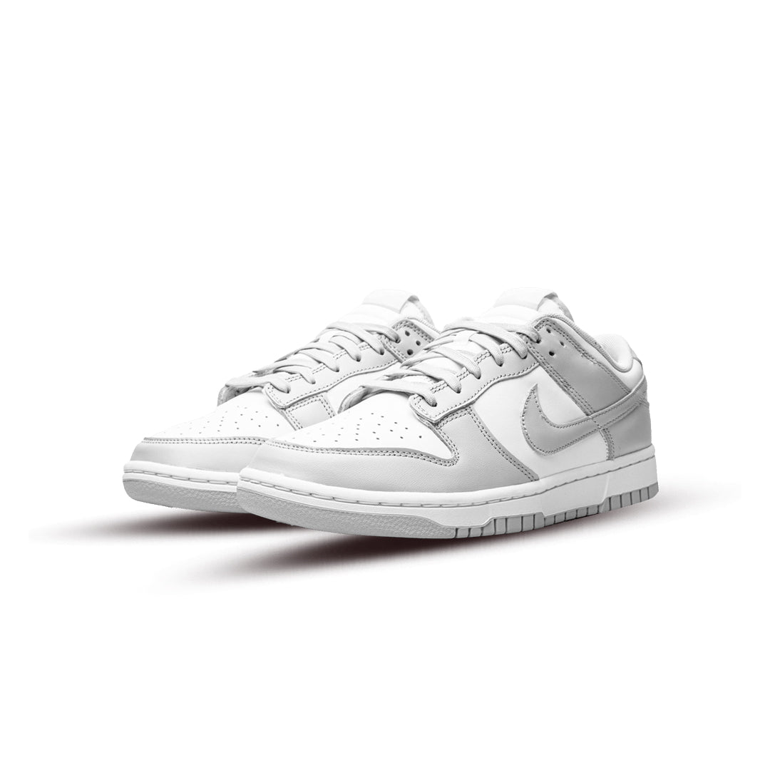 Fog clearance nike sneaker