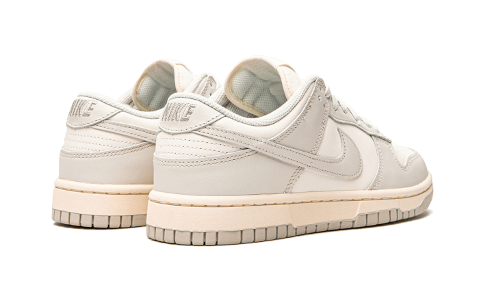 Nike Dunk Low Light Bone - Sneaker Request - Sneakers - Nike