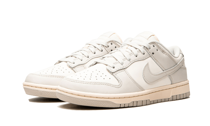 Nike Dunk Low Light Bone - Sneaker Request - Sneakers - Nike