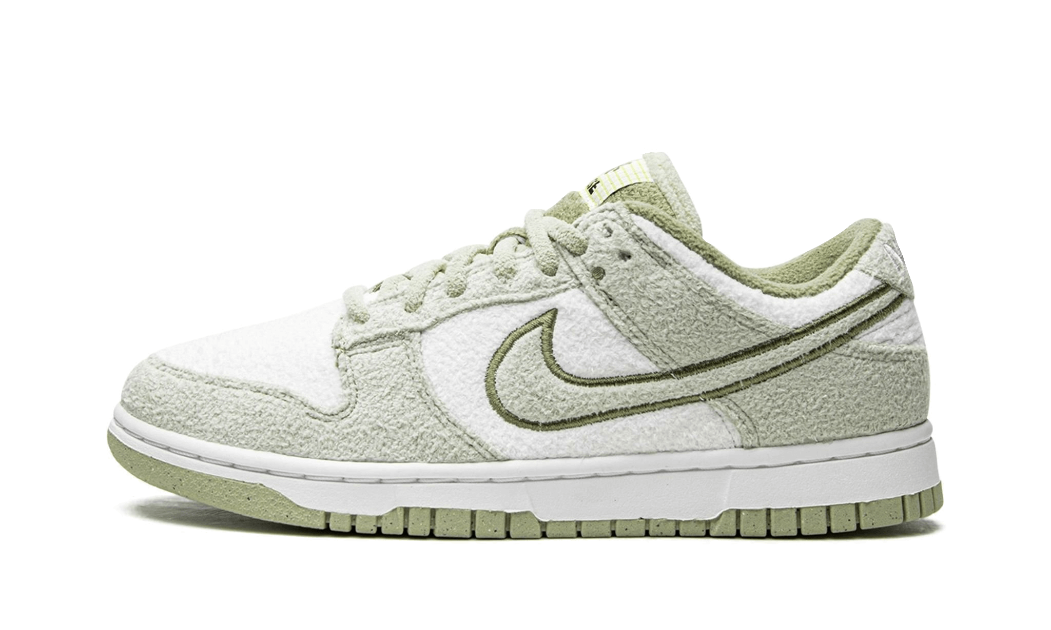 Nike Dunk Low SE Fleece Green - Sneaker Request - Sneakers - Nike