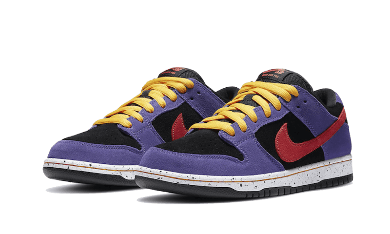 Nike SB Dunk Low ACG Terra - Sneaker Request - Sneakers - Nike