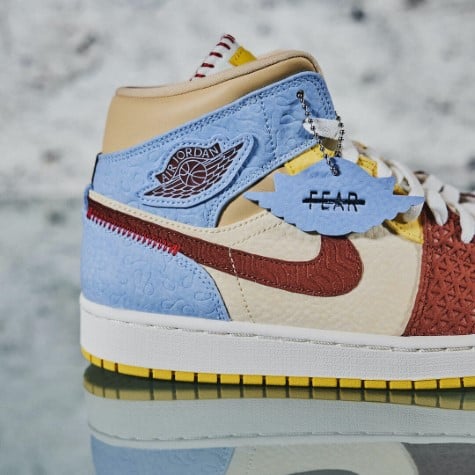 Air Jordan 1 Mid Fearless Maison Ch teau Rouge