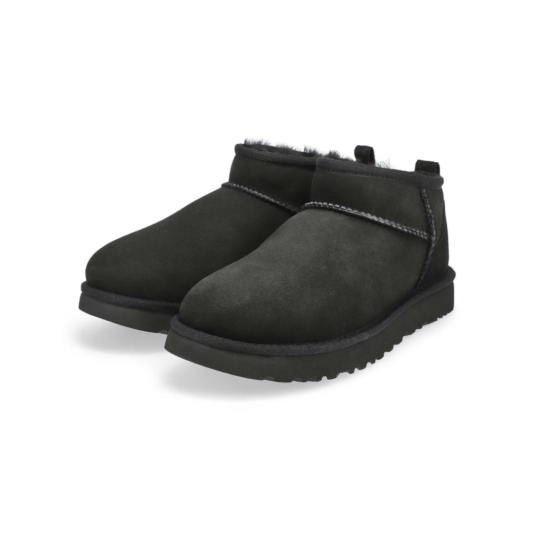 Ugg classic noir hot sale